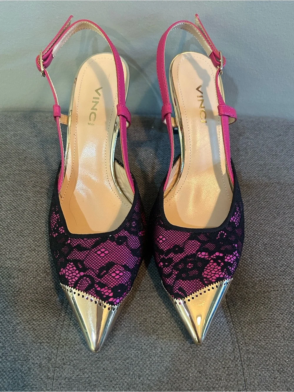 Vinci Bali Fuchsia Lace Slingback Heels Gold Cap Toe Sculptural Heel EU 39